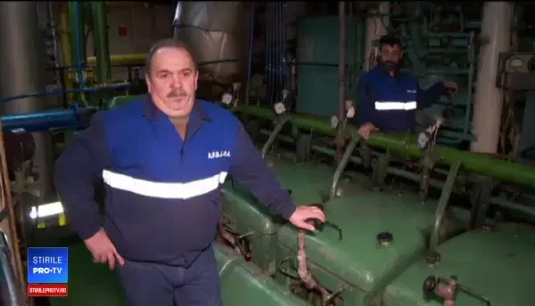 Perseus, singurul spărgător de gheaţă, are nevoie de reparații. Suma alocată de stat, prea mică