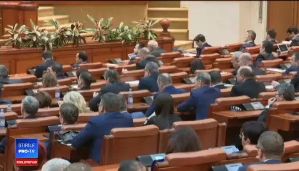 Dragnea și Tăriceanu vor înființarea unei instituții care să administreze Casa Regală