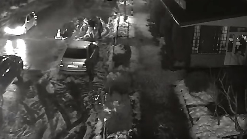 Oameni terorizați de romi, în Vâlcea. ”Nimeni nu face nimic”