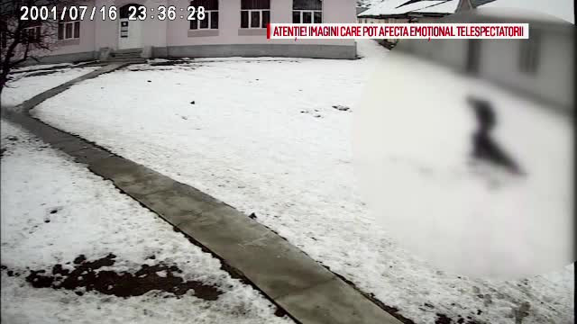 Femeie ucisă în bătaie pe stradă de un tânăr băut, care voia să o jefuiască