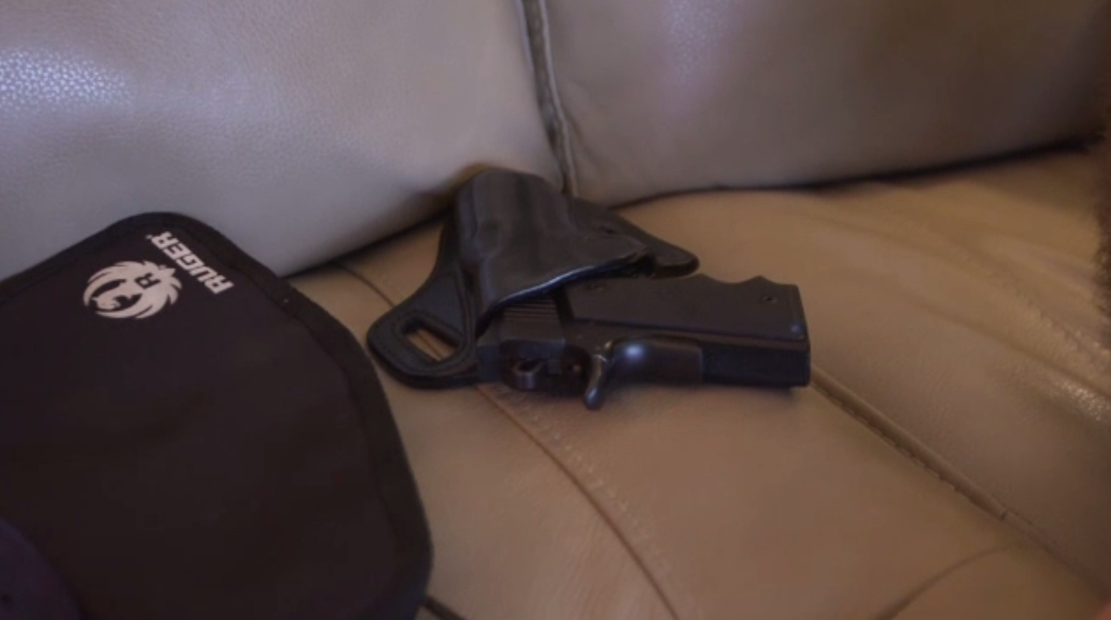 Orașul din SUA în care cetățenii sunt obligați să aibă o armă de foc