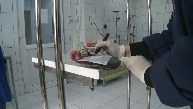 Oficialii au soluţii pe hârtie pentru criza imunoglobulinei. Sânge exportat contra medicamente