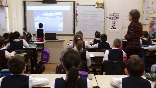 Lupta pentru cei mai buni profesori. Cazuri de învățători cu 90 de cereri