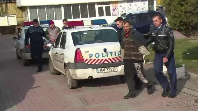 Tânără luată cu forţa din casă de fostul iubit şi bătută crunt. Ce i-a făcut apoi