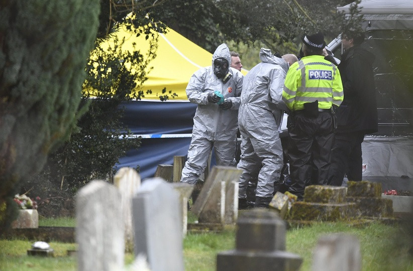 Neurotoxina cu care a fost otrăvit spionul rus, plasată în valiza fiicei sale