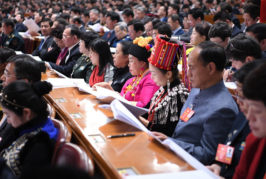 Xi Jinping poate fi preşedinte pe viaţă. Parlamentul chinez a abolit limitarea mandatelor