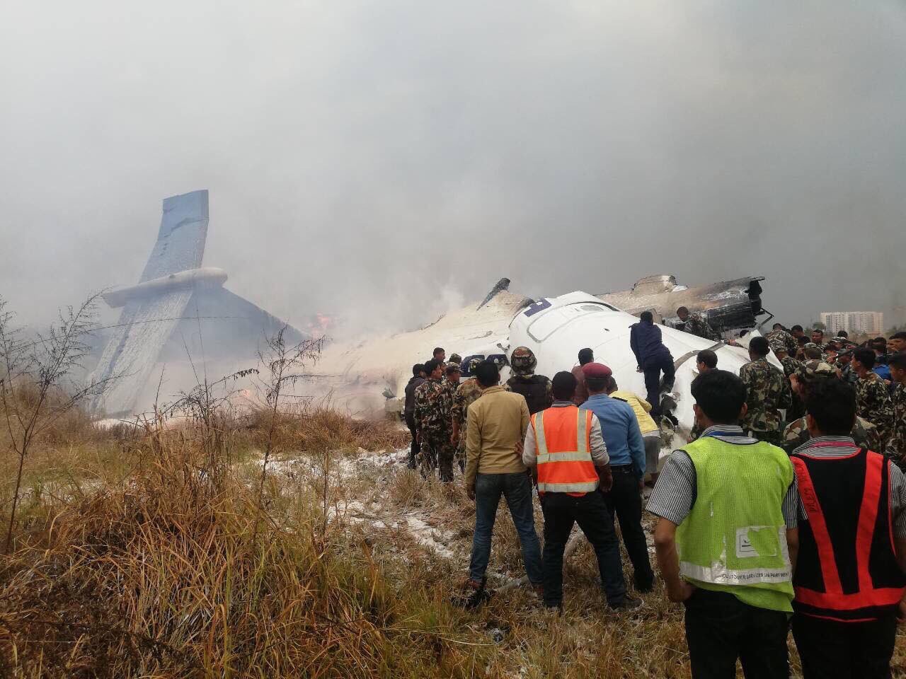 avion prabusit pe aeroportul din Kathmandu