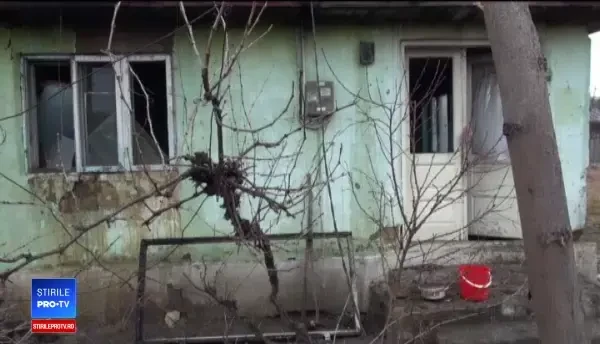 Un bărbat a ars de viu, după ce o lumănare a căzut în patul său în timpul nopții