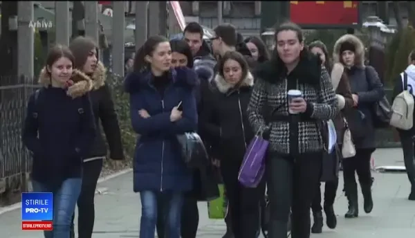 Călătorii gratuite cu trenul, o lună, pentru tinerii care împlinesc 18 ani