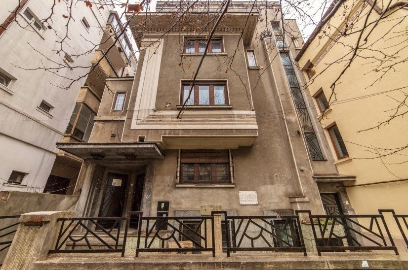 Casa actorului Constantin I. Nottara, din centrul Capitalei, scoasă la vânzare. Prețul de pornire