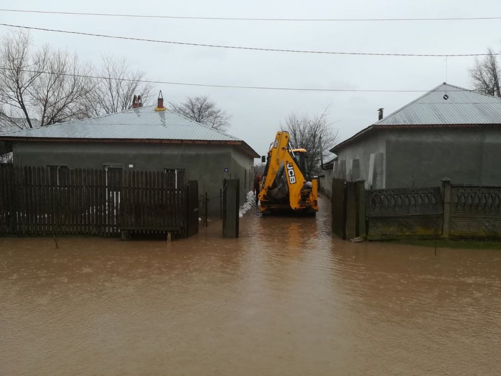 inundatii arges