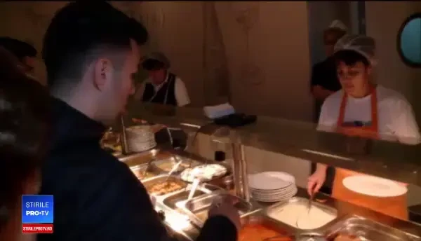 Cantinele cu mâncare gătită și ieftină au un succes uriaș la români. Un prânz începe de la 15 lei