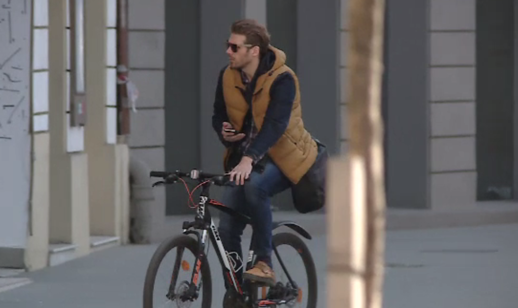 România, la coada Europei privind vânzările de biciclete. Oamenilor le este teamă în trafic