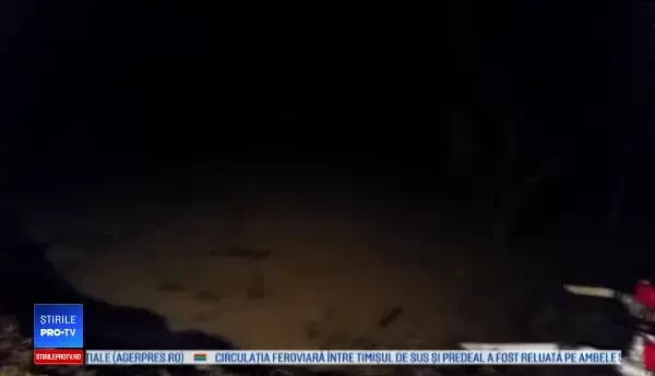 Inundații în mai multe județe din țară. Pompierii au intervenit în zeci de gospodării