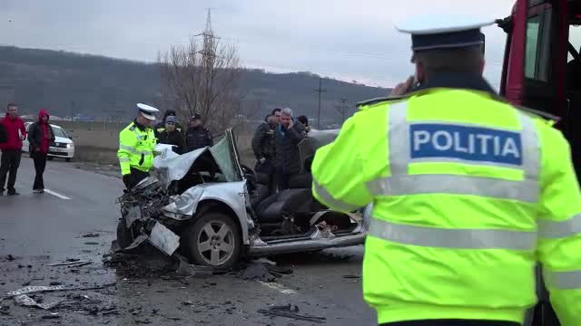 Accident grav comis de un şofer beat, în Vaslui. Un om a murit, 4 sunt răniţi