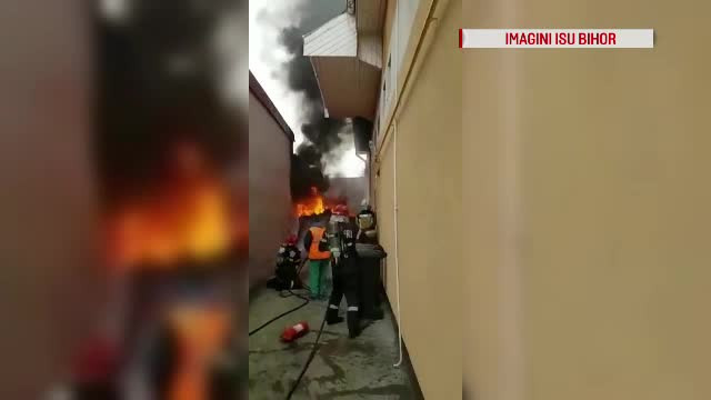 Rezervor cu păcură, cuprins de flăcări violente în Oradea