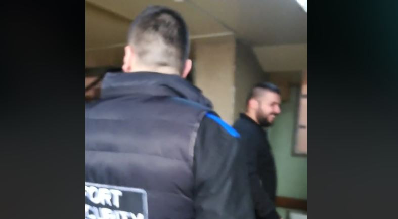 Tânără de 19 ani, agresată de paznicii de la Spitalul din Craiova. VIDEO