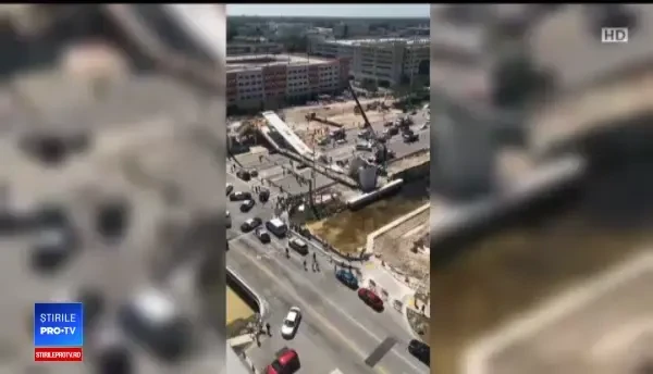 O pasarelă s-a prăbușit peste un drum aglomerat, în Miami. Sunt mai mulți morți. VIDEO