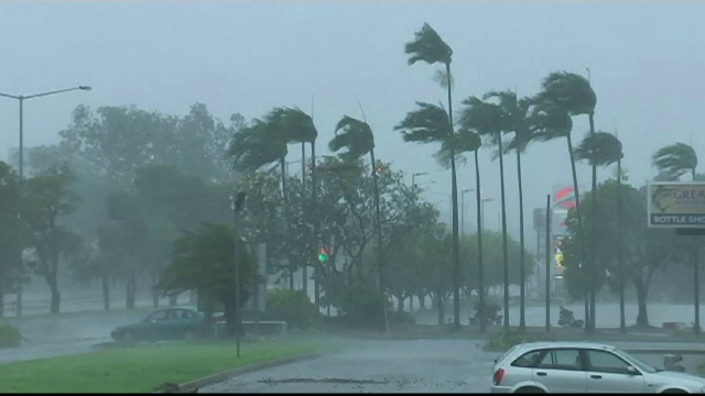 Ciclonul Marcus face prăpăd în Australia. Vântul a depășit viteza de 130 km/ oră