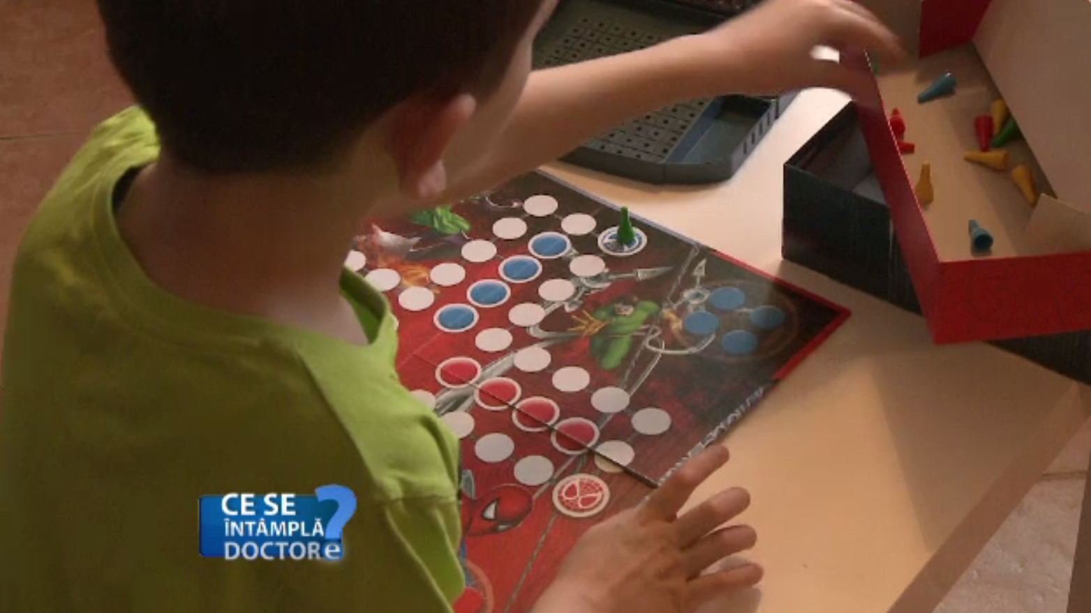 Contradicțiile dintre părinți pot bulversa copilul pentru tot restul vieții. Avertismentul psihologilor