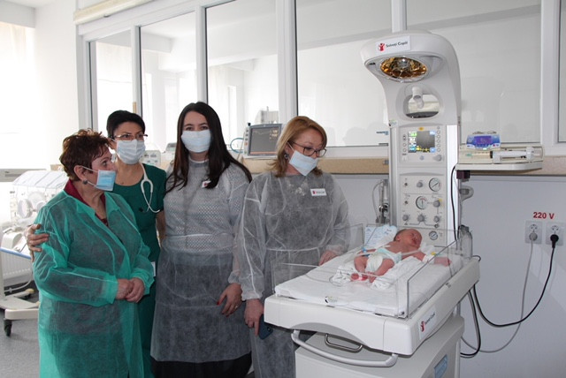 Salvați Copiii dotează și în acest an secția de neonatologie a Spitalului Județean de Urgență Pitești