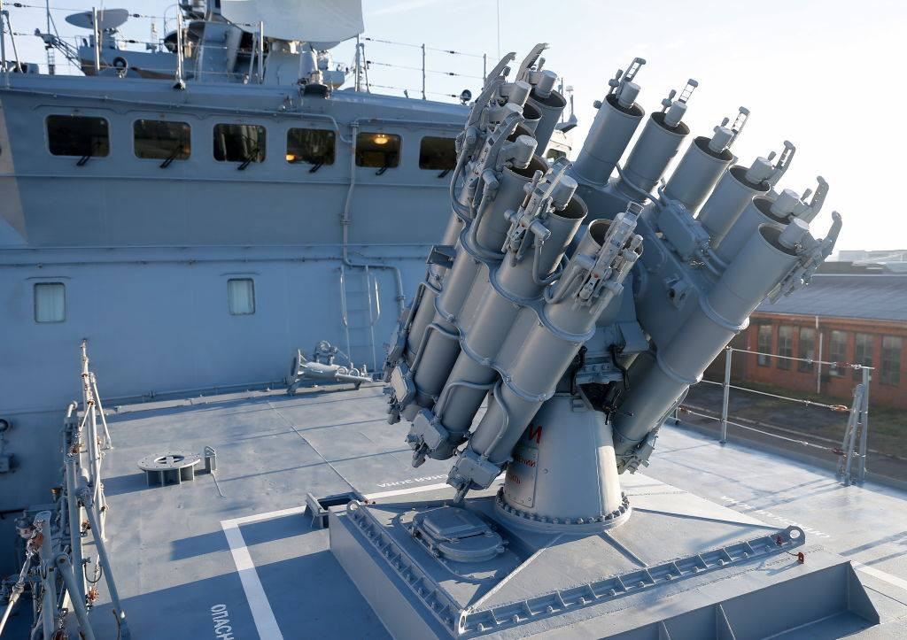 Rusia îşi întăreşte forţele din Marea Neagră. Submarine noi cu rachete de croazieră