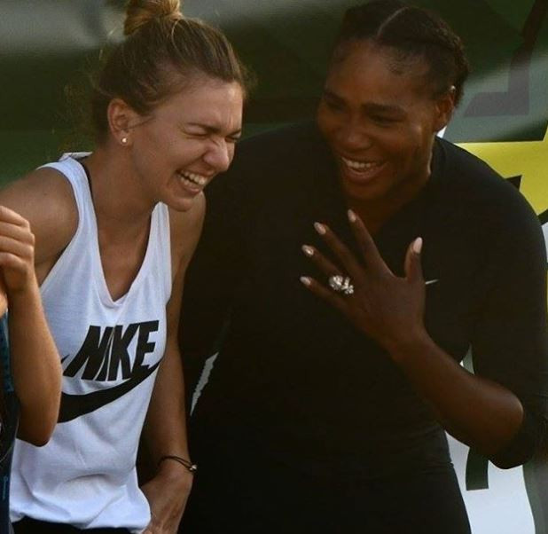 Simona Halep, fotografie de colecţie alături de Serena Williams. Fanii, extrem de încântaţi. FOTO