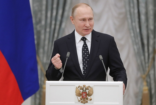 Prima reacţie a lui Putin după atacul din Siria. "Washington-ul, responsabil pentru masacre"