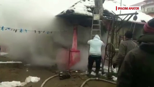 Un bărbat din Mehedinți a murit, după ce și-a dat foc în casă