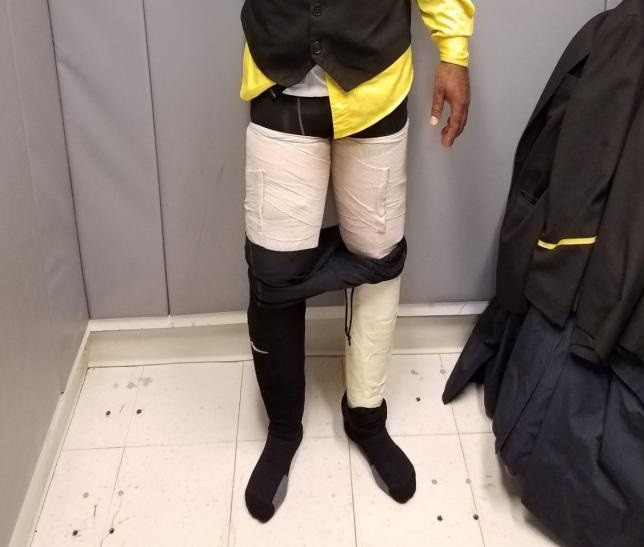 Cum a reușit angajatul unei companii aeriene să transporte 9 kilograme de cocaină din Jamaica în SUA