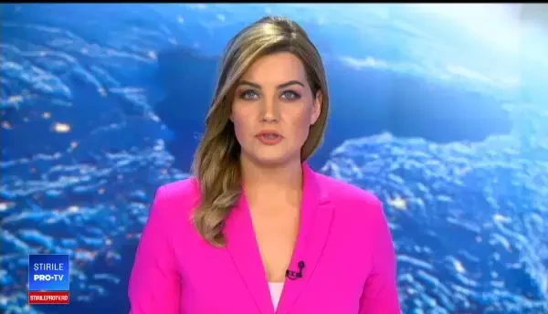 Un rezervor al unei foste rafinării din Ploiești a fost cuprins de flăcări