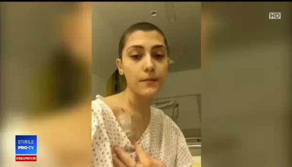 Povestea unei tinere de 17 ani, care luptă cu cancerul de pe patul de spital: „Numai cu ajutorul vostru pot sta aici”