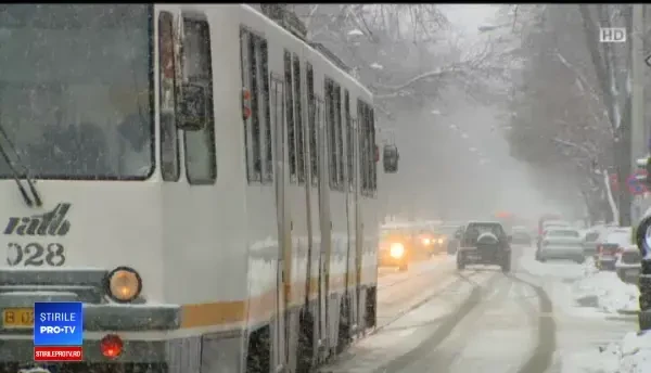 Temperaturi mici și ploi. Prognoza meteo pentru următoarele trei luni