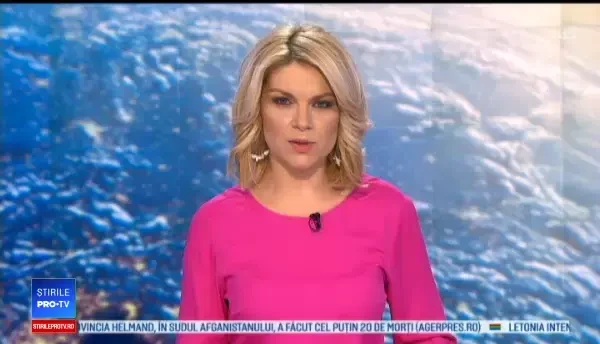 O casă din Năvodari, distrusă de o explozie. Două persoane au fost rănite