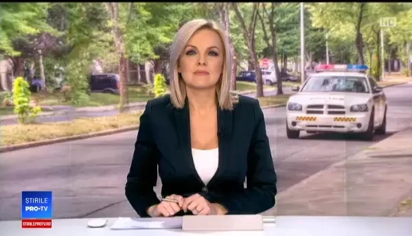 Cățeluș, adoptat de polițistul care l-a salvat