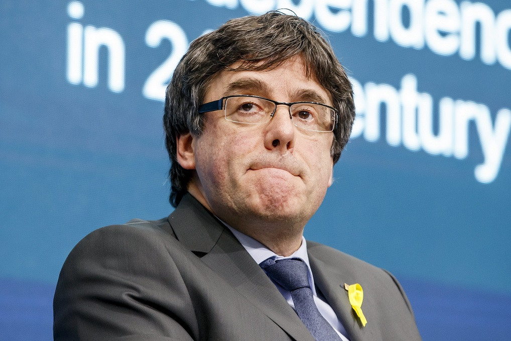 Carles Puigdemont, reţinut de poliţia germană. Manifestații la Barcelona