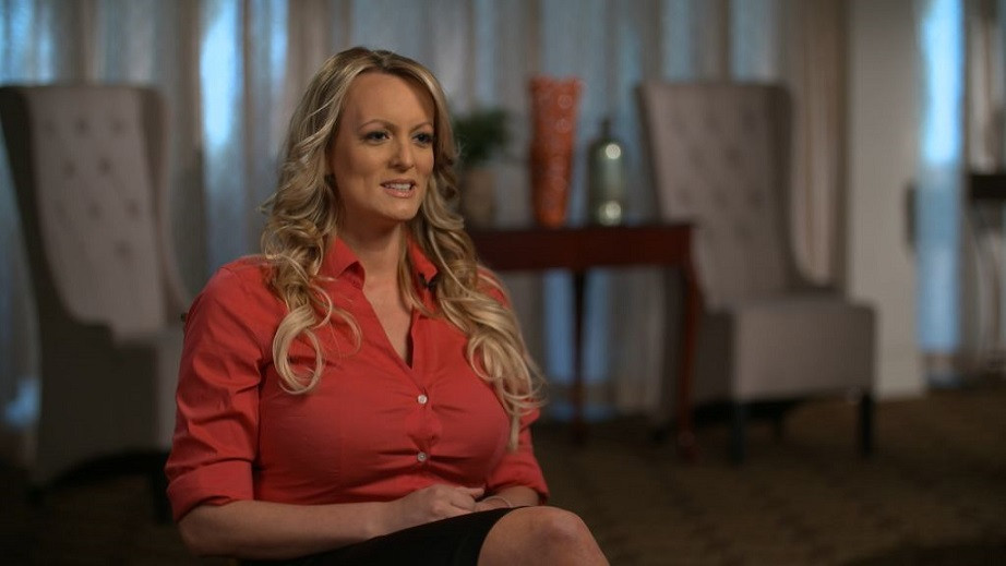 Stormy Daniels susţine că a avut o relaţie cu Trump şi a fost ameninţată ca să nu vorbească