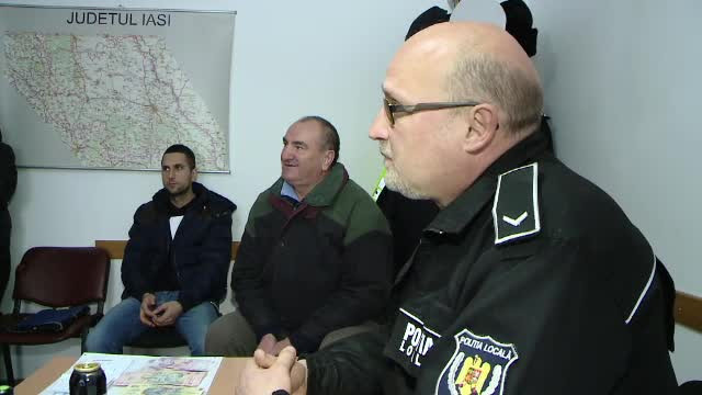 Un bărbat a dus la poliție 3.000 de lei găsiți pe stradă. Reacția păgubitului când și-a recuperat banii