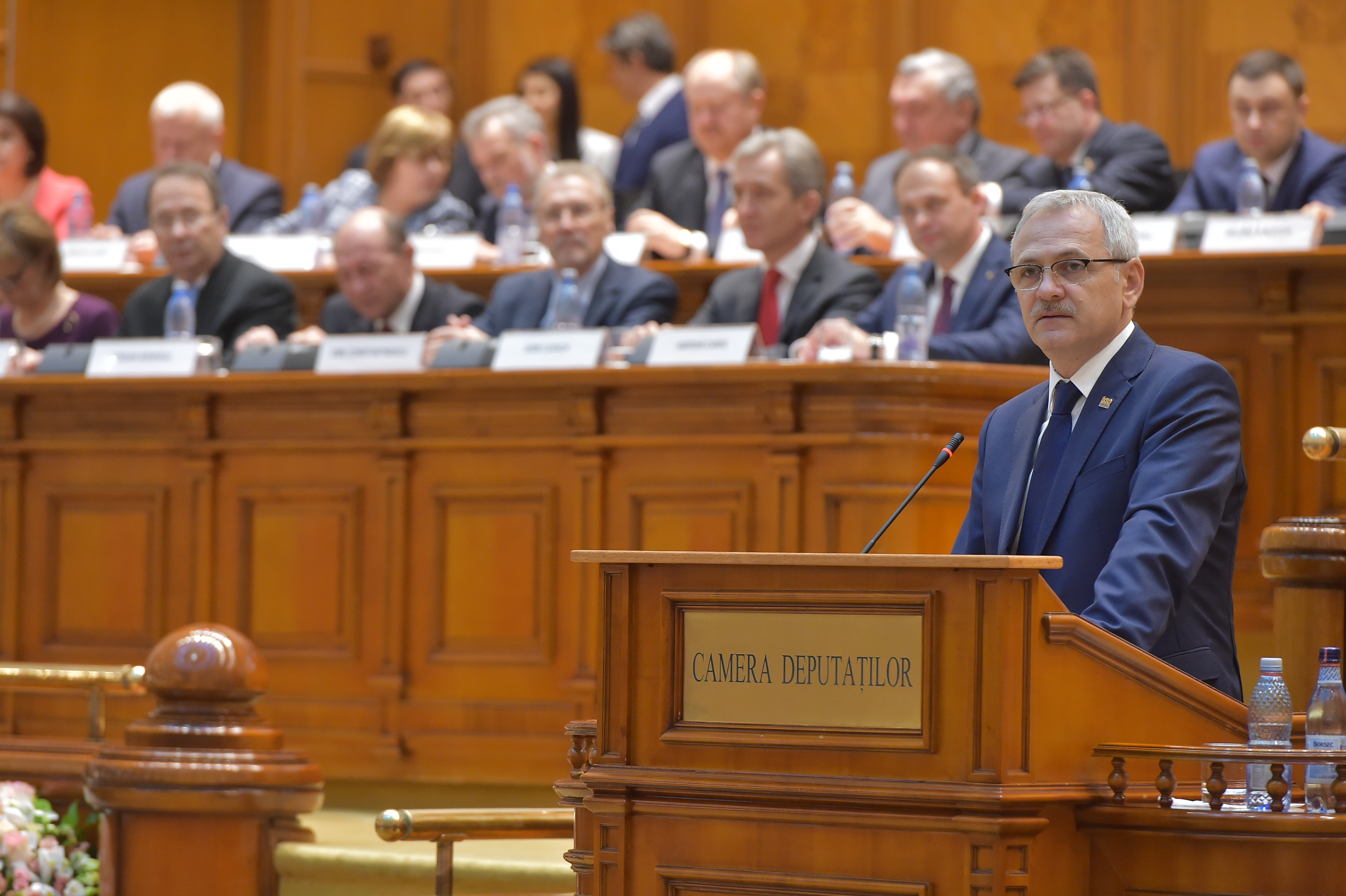 Ședință de 3 ore la Guvern pe tema descentralizării. Dragnea a vorbit cu miniștrii