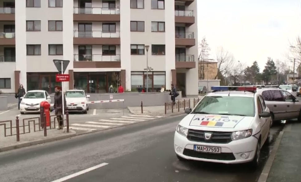 Bărbatul care și-a ucis familia ar fi încercat să se sinucidă. Ce le-a spus anchetatorilor