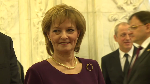 Custodele Coroanei: Crucea Roşie română va ajuta Crucea Roşie elenă