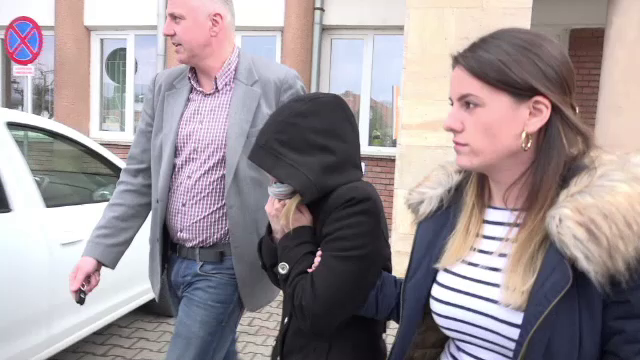 Pensionari din Sibiu jefuiți de două femei care le ofereau cadouri din partea Primăriei