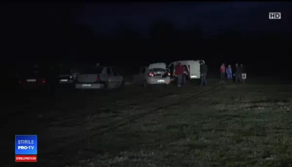 Cadavrul unei femei a fost găsit pe un teren de fotbal din Prahova