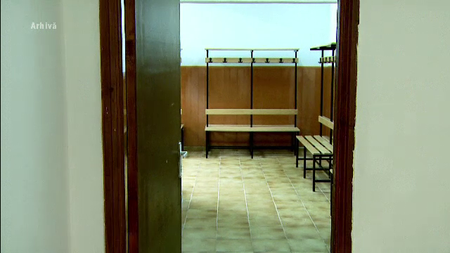 Anchetă la o școală privată din Capitală. Profesor de sport, bănuit că ar fi abuzat o elevă de 9 ani