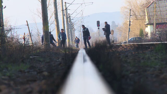 Moarte misterioasă în Bistrița Năsăud. Adolescent găsit fără suflare lângă linia ferată