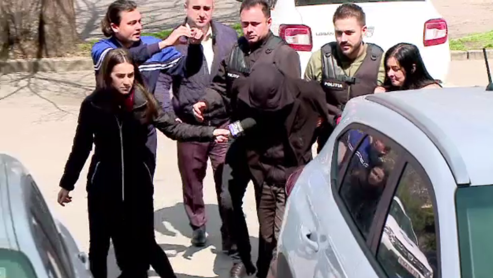 Antrenorul de arte marţiale, acuzat că a agresat sexual trei fetiţe, a fost arestat preventiv