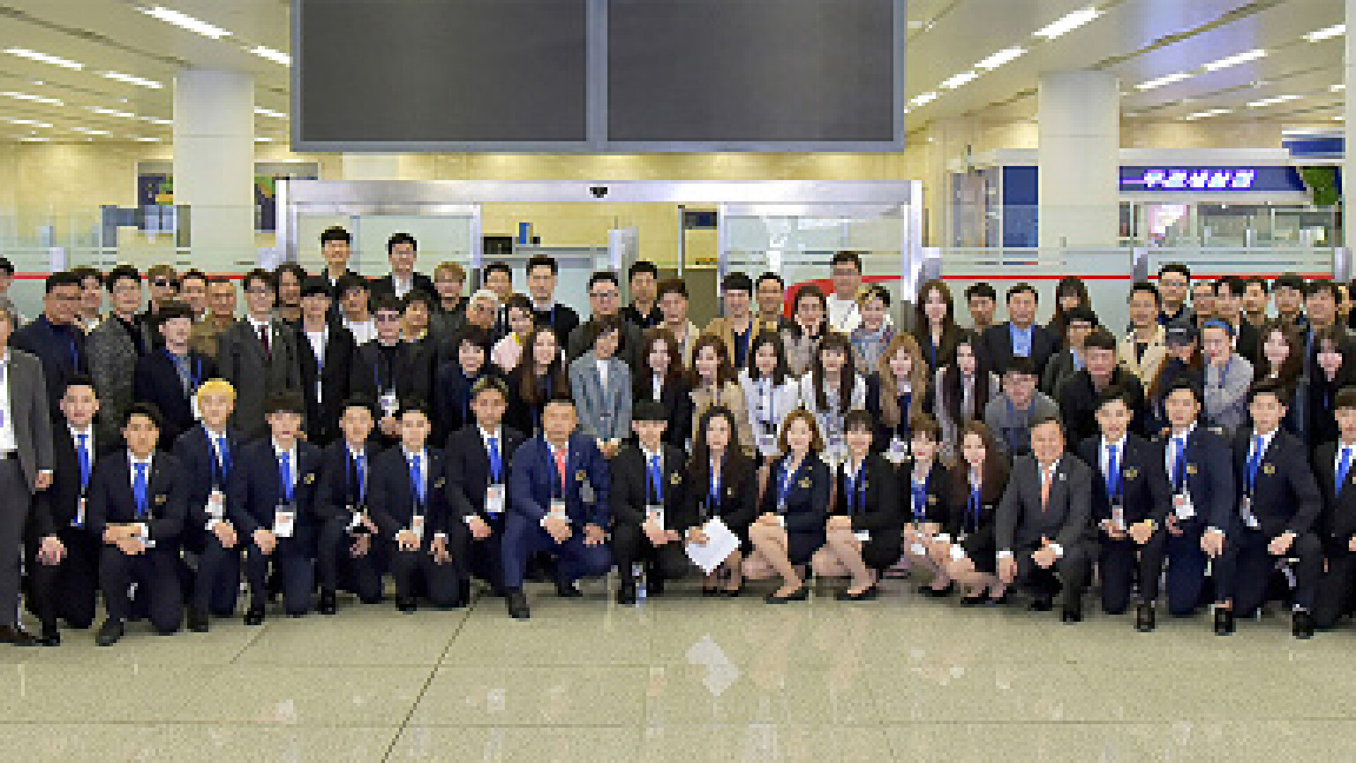 Kim Jong Un a asistat la concertul unor artişti sud-coreeni la Phenian. FOTO