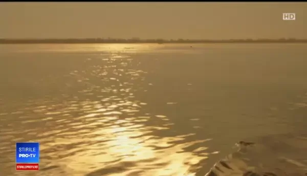 Floriile și Paștele în Delta Dunării. Scrumbie pe pat de sare și borș pescăresc