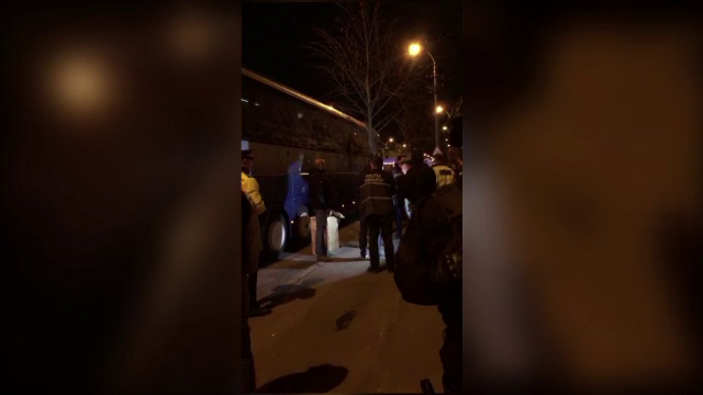 Colet cu zece kilograme de canabis, descoperit de polițiștii din Cluj