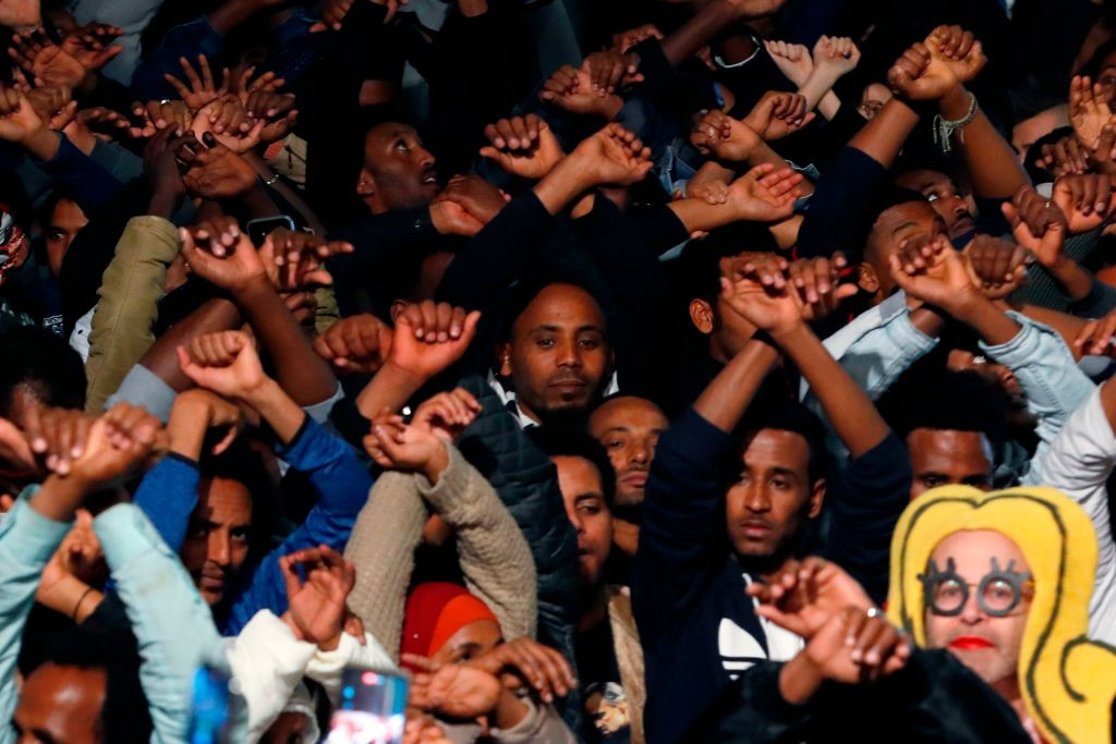 Israelul relochează peste 16.000 de migranți africani: „E o înțelegere unică”